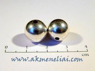 Karoliukas 12mm