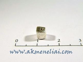 Karoliukas 4,5mm