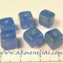Jablonex stiklo karoliukas melynas kubas 8mm