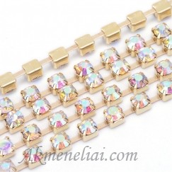 Grandinėlė su Crystals AB kristalais, metalas aukso spalvos, akutės 2,6mm