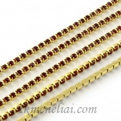 Grandinėlė su Siam kristalais, metalas aukso spalvos, akutės 3,7mm