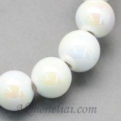 Porceliano karoliukas baltas 20mm 