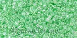 TOHO Treasure TT-01-144 Ceylon Celery Green