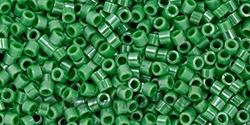 TOHO Treasure TT-01-130D Opaque Shamrock Luster