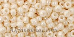 Toho biseris TR-08-123 8/0  Opaque-Lustered Lt Beige