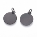 Nerūdijančio plieno pakabukas, tagiukas, juodos spalvos, su žiedeliu,  12x14mm.