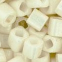 Toho biseris  4mm Cube TC-04-122 Opaque-Lustered Navajo White