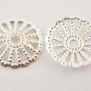 Kepurėlė sidabro spalvos 13mm.pakuotė 10vnt.