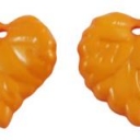 Lapelis akrilinis oranžinis 15x15mm 