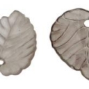 Lapelis akrilinis rudas skaidrus 15x14,5mm